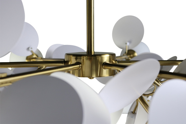 Люстра с плафонами бронза D80см