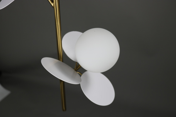 Люстра с плафонами бронза D22см